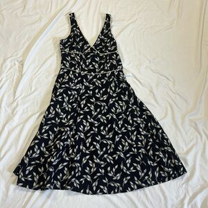 Vintage‎ ‘90s Gap Sleeveless Black Dress w/ White Floral Leaves and Detailing